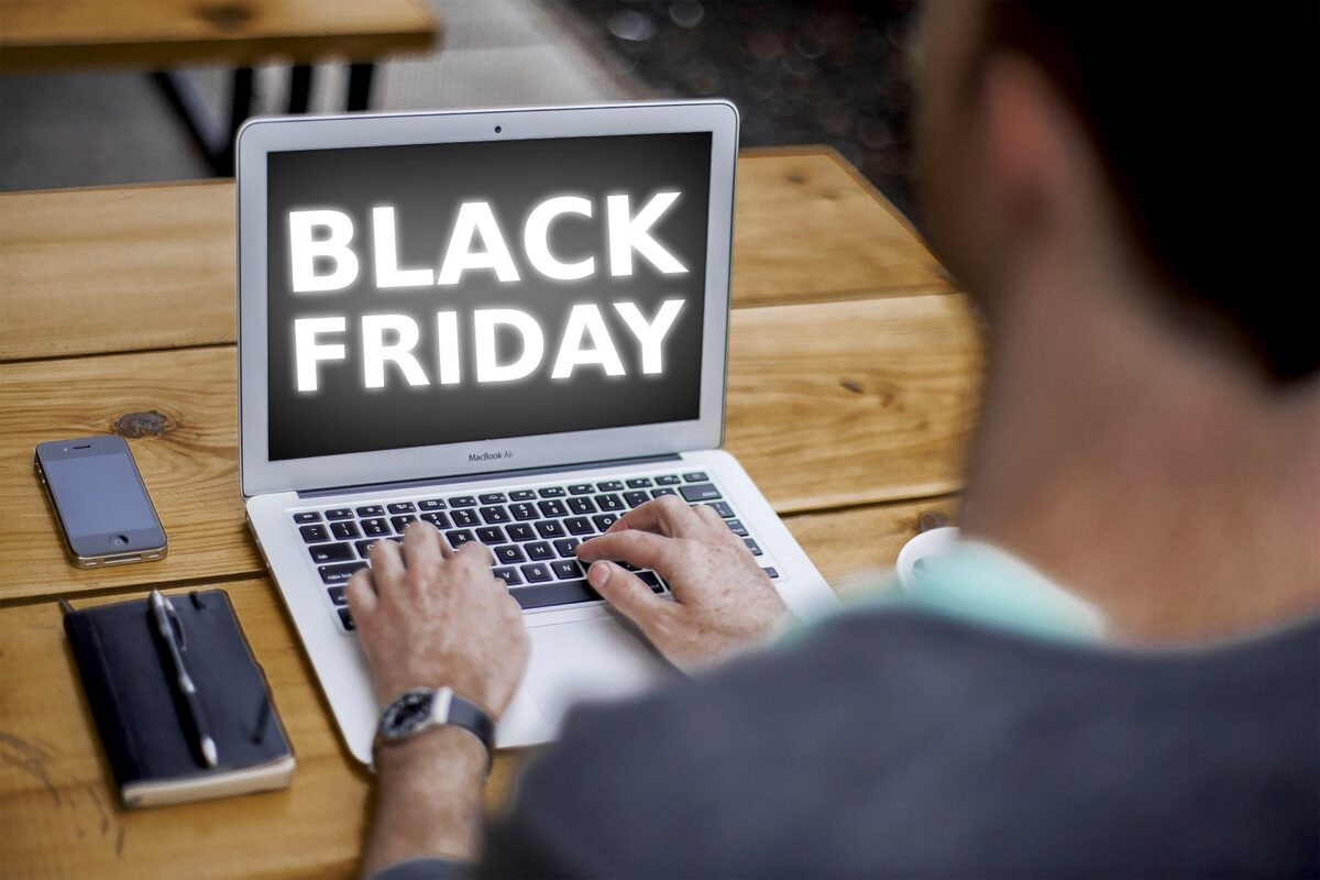 Guía para elegir la laptop y la impresora Epson perfecta en Black Friday